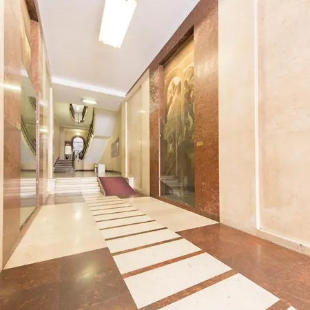 Art Gallery Apartman